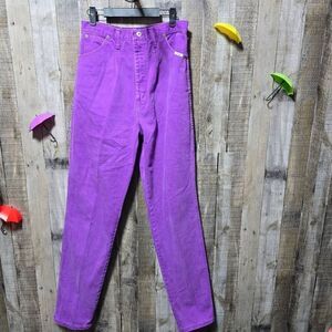 Wrangler Purple Vintage 80s High Rise Strauggt Leg Mom Jeans